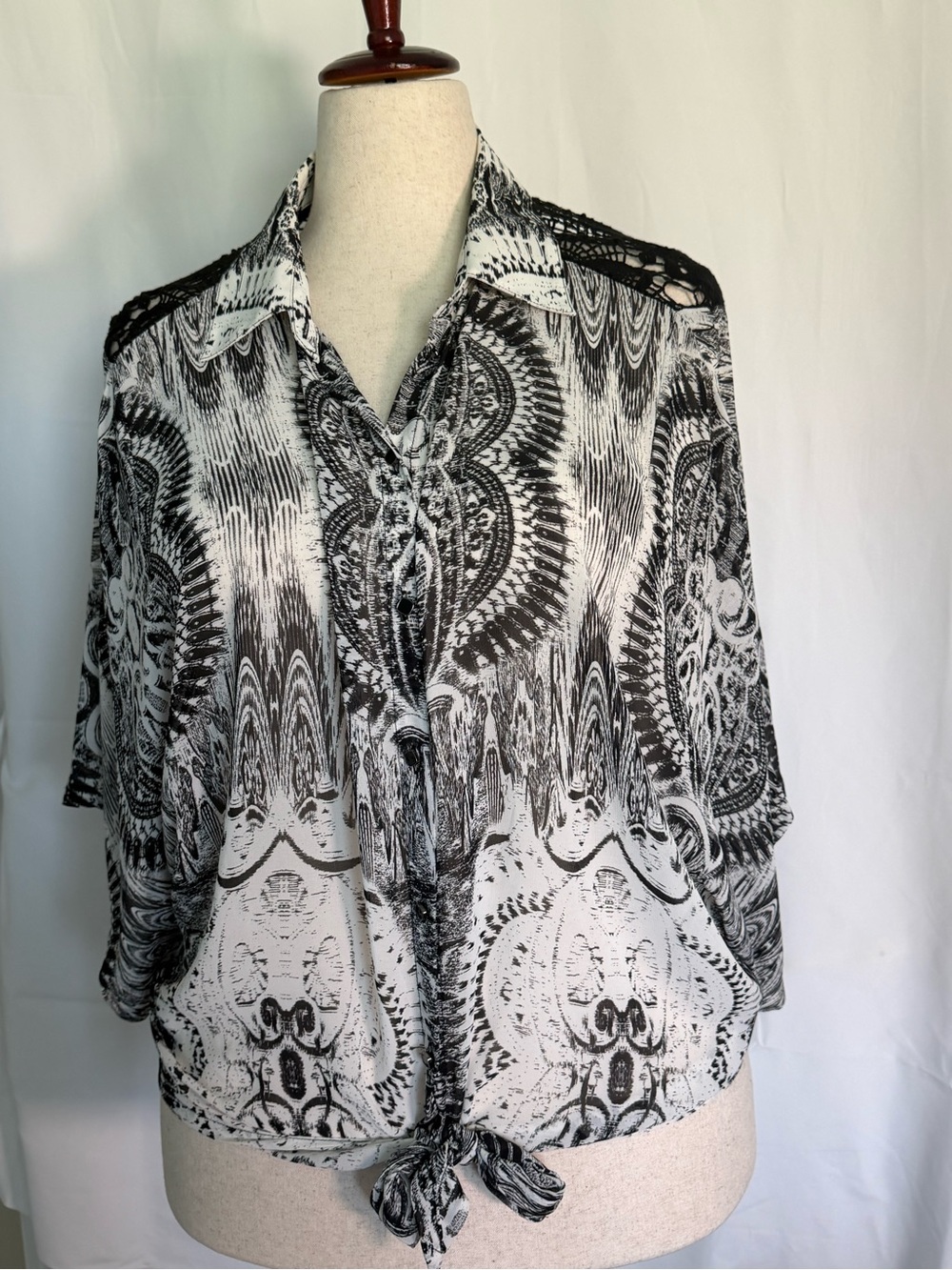 Alberto Makali Black & White Crochet-Shoulder Tie-Front Shirt